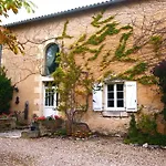 Le Domaine De :