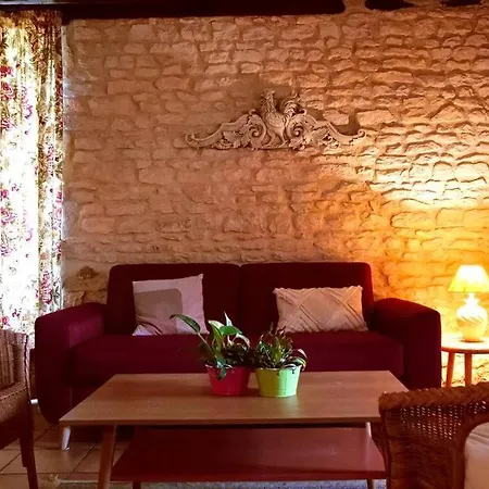 Le Domaine De :