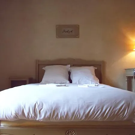 Le Domaine De :